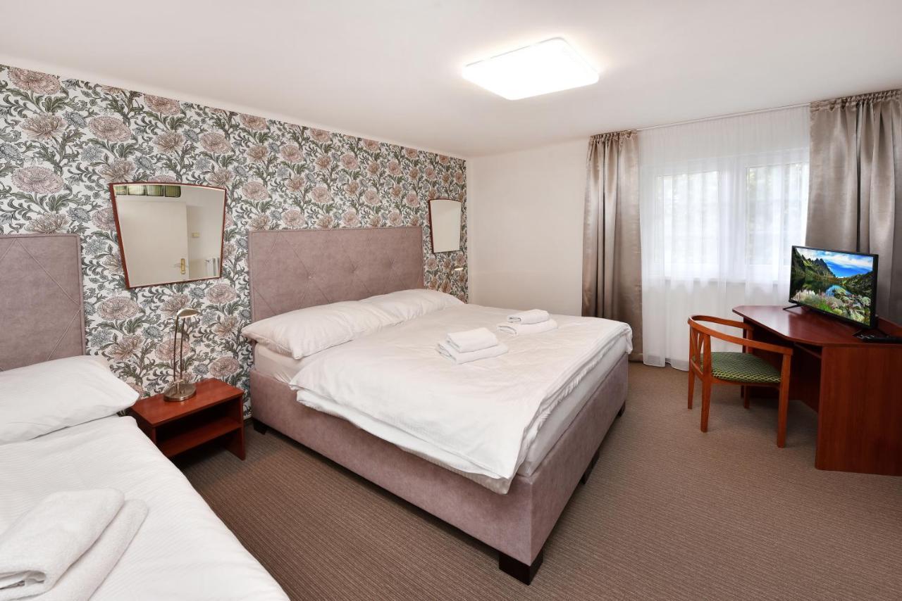 Aplend Hotel Lujza Major Татранска Ломница Экстерьер фото