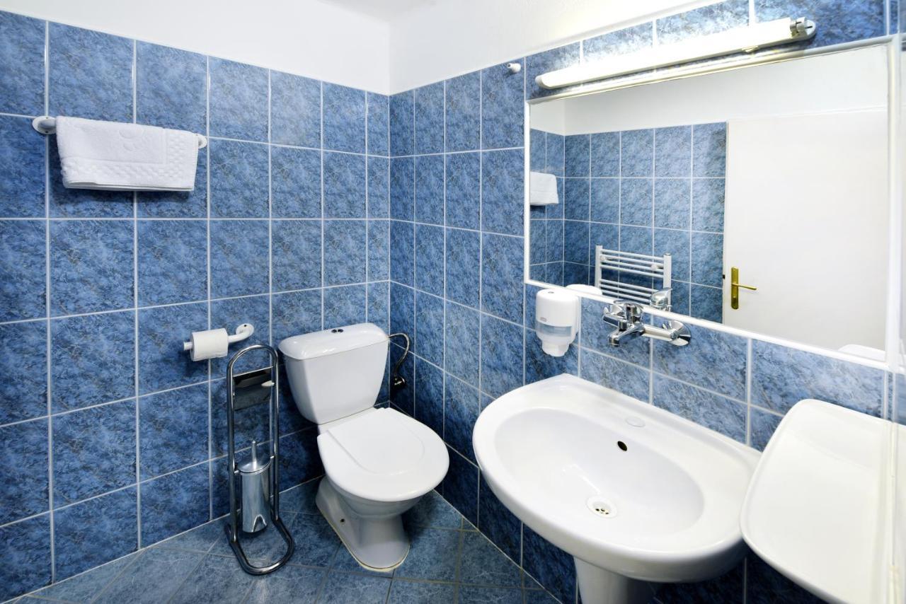 Aplend Hotel Lujza Major Татранска Ломница Экстерьер фото