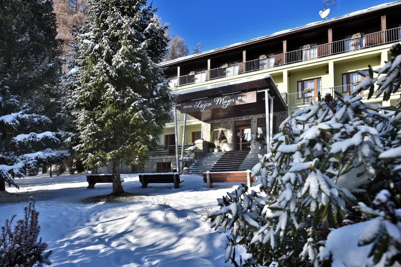 Aplend Hotel Lujza Major Татранска Ломница Экстерьер фото