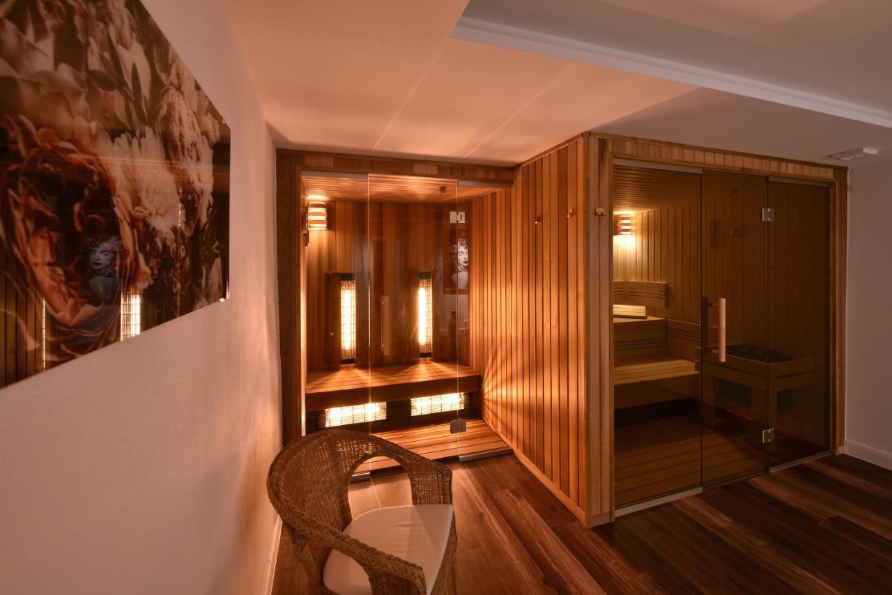 Aplend Hotel Lujza Major Татранска Ломница Экстерьер фото