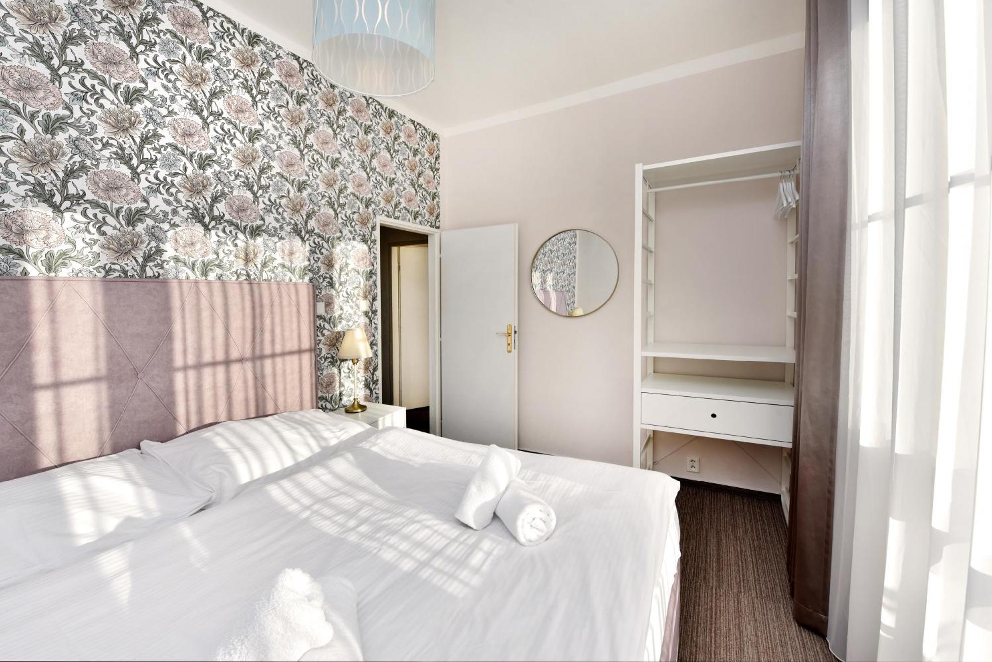 Aplend Hotel Lujza Major Татранска Ломница Экстерьер фото